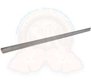 Lamierato basso esterno sinistro o destro, lato senza porta scorrevole, senza fori di scolo 8/1967-7/1979