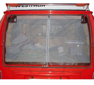 Zanzariera per apertura portellone posteriore con contorno marrone e apertura a zip 8/1967-7/1979