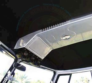 Halter für Zusatzinstrumente aus schwarzem Kunststoff zum anschrauben, 3/1955-7/1967