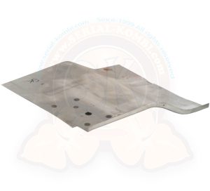 Chapa de reparación, paso de rueda delantero, bajo el asiento izq. con fijaciones para el cinturón de seguridad 8/1966-7/1967