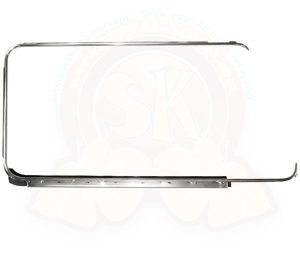 Window surround with scraper, polished, right, 8/1967-7/1979