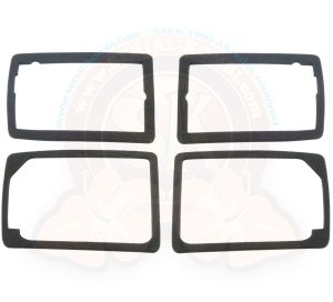 Juntas de intermitentes, en gomaespuma el juego de 4 para 2 luces 8/1972-7/1979